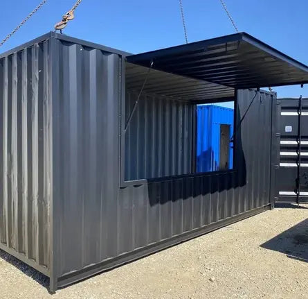 Cubo de 20 pés de altura com uma escotilha que abre para cima (restaurante)