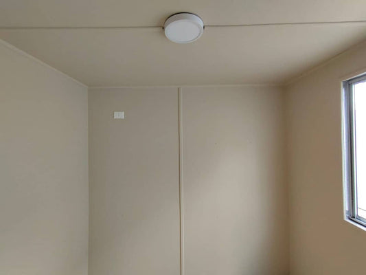 Módulo de escritório com casa de banho, com 20 pes de comprimento. (Ref: 1101)