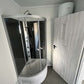 Contentor com escritório, cozinha, casa de banho e duche, com 6,00 x 2,43 m.