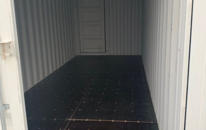 Compre um contentor marítimo novo de 20 pés com três portas.